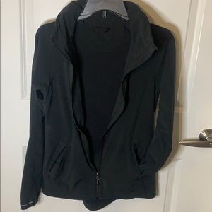 RARE! LuluLemon windbreaker with roll away hood